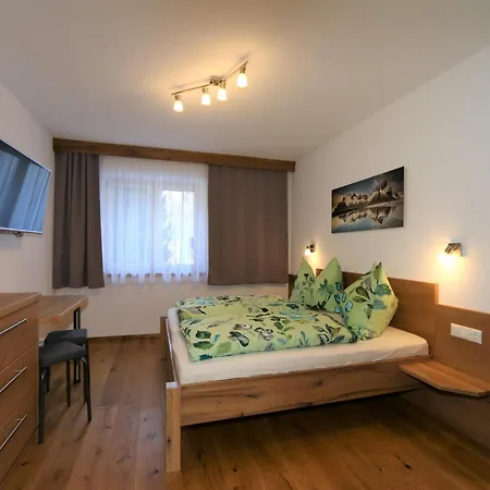 High-quality In Oberkrimml Near Waterfalls Feriehus