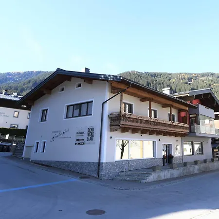 High-quality In Oberkrimml Near Waterfalls Krimml