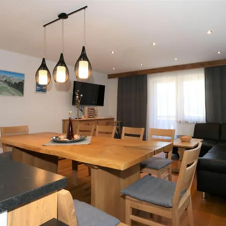 High-quality In Oberkrimml Near Waterfalls Ferienhaus